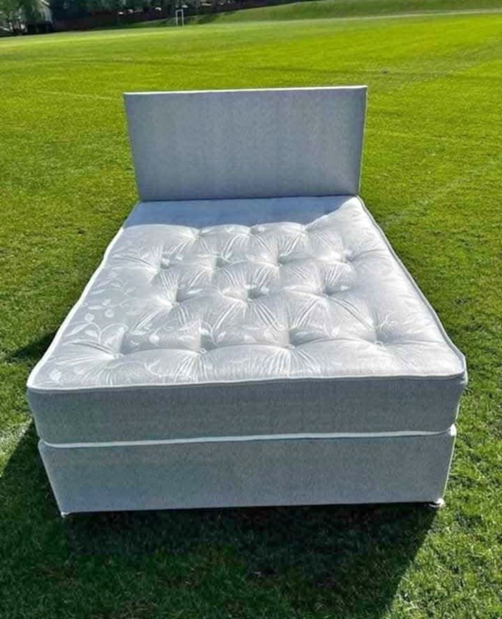 Lit et matelas disponibles, Envoi, Neuf, Deux personnes, Autres couleurs