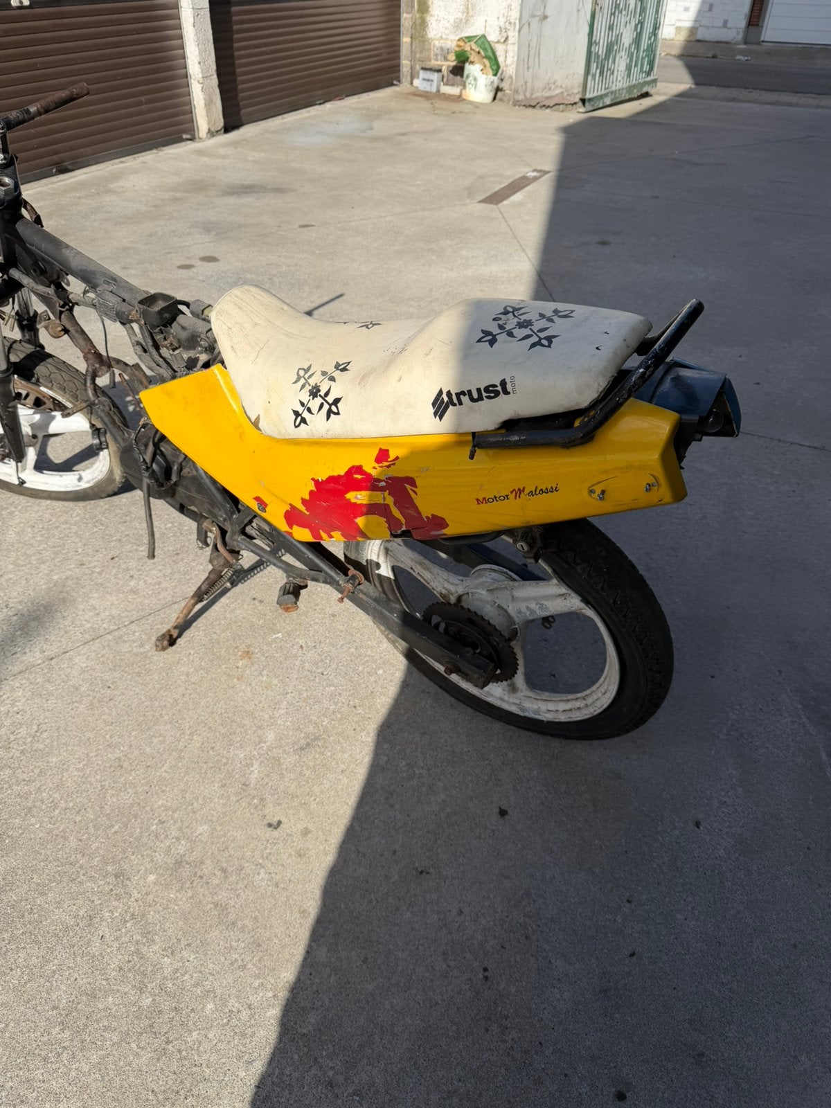 Honda NSR 50 – Projet restauration / Pour pièces, Enlèvement