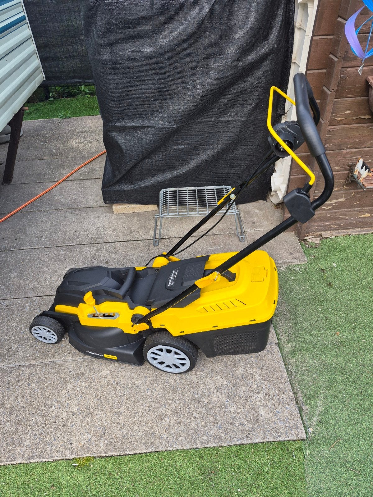 Tondeuse à gazon, Jardin & Terrasse, Tondeuses à gazon, Comme neuf, Tondeuses à gazon électriques, 40 à 49 cm, Bac de ramassage