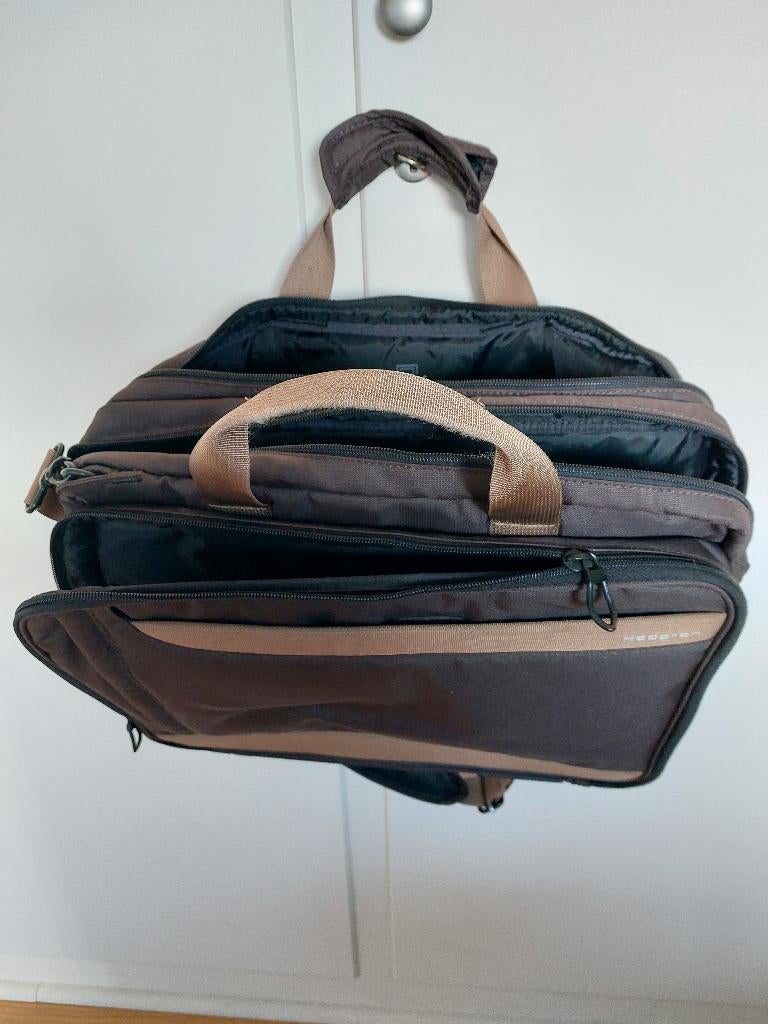 Laptoptas Hedgren Bruin, Computers en Software, Laptoptassen, Ophalen, 16 inch, Gebruikt, Schoudertas