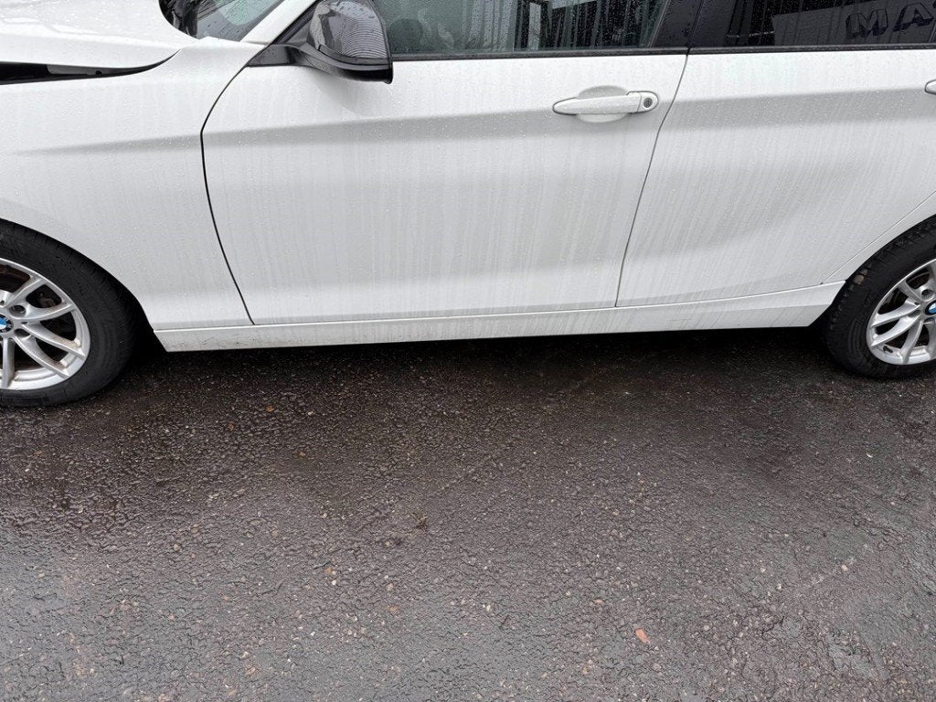 JUPE LATERALE GAUCHE BMW 1 serie (F20) (01-2010/06-2019), Utilisé, BMW, Gauche, Petuelring 130
80809  München, DE