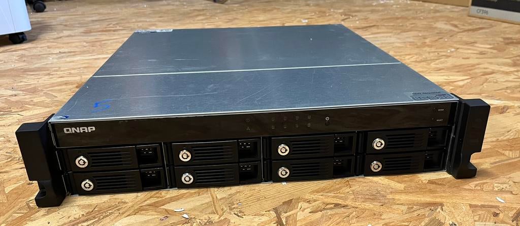 QNAP TS-869U-RP - 3 x 4 TB HDD, Computers en Software, NAS, Refurbished, Ophalen