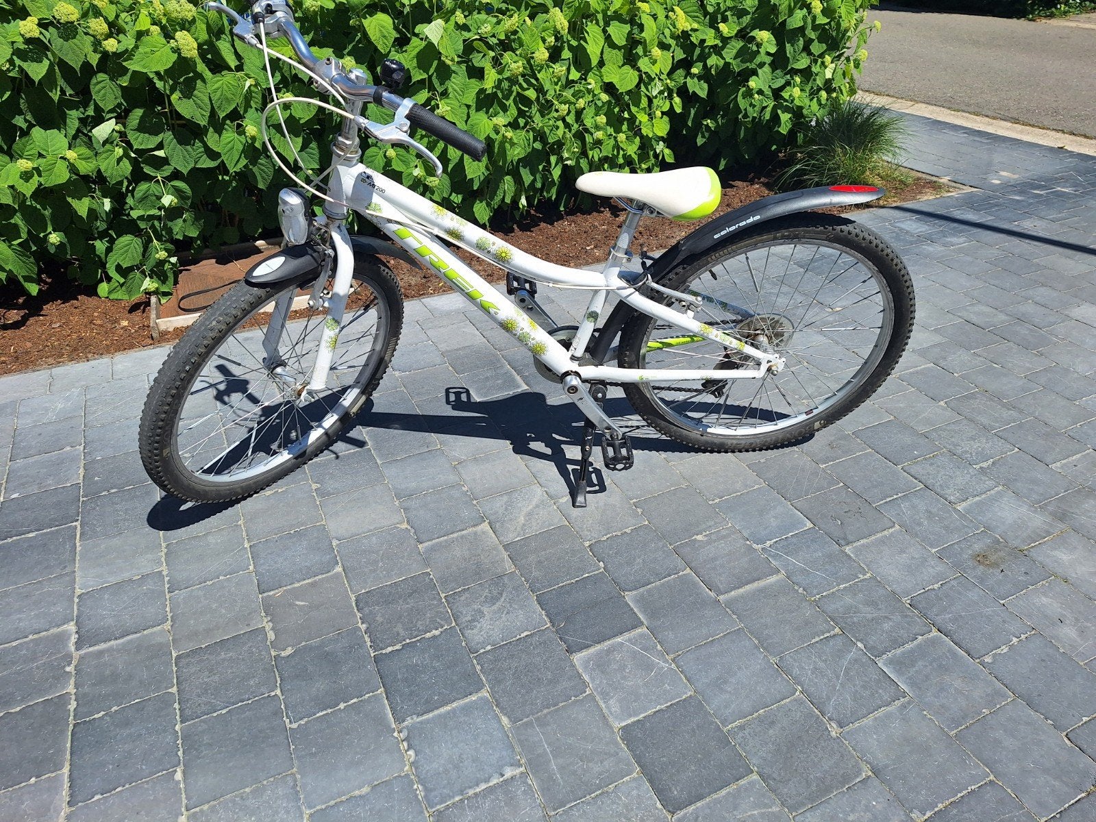 Vélo Trek 24 pouces blanc, Enlèvement