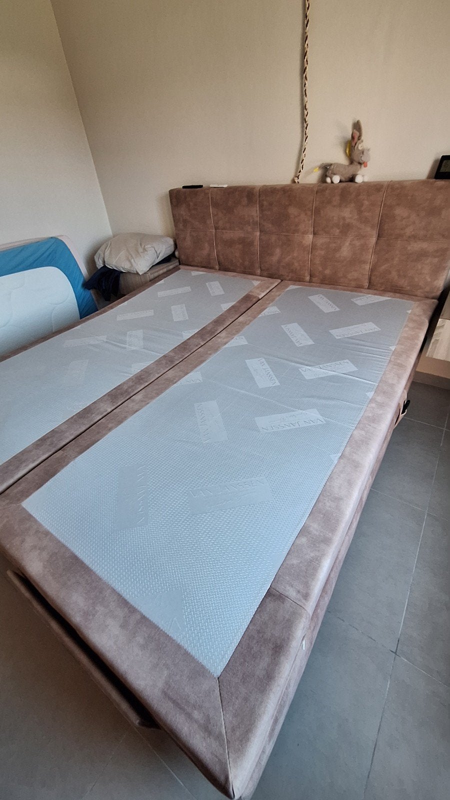 Elektrische boxspring 1.80 x 2 m alles samen, Ophalen