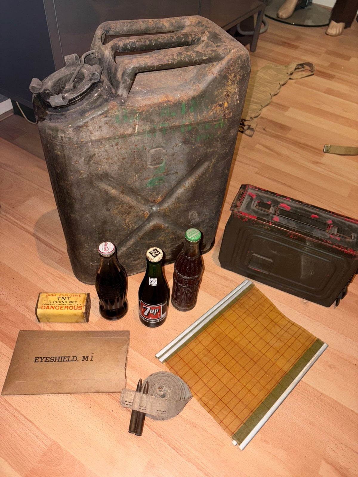 Lot us ww2 oa jerrycan volle coca cola nehi en 7up etc., Verzamelen, Ophalen of Verzenden