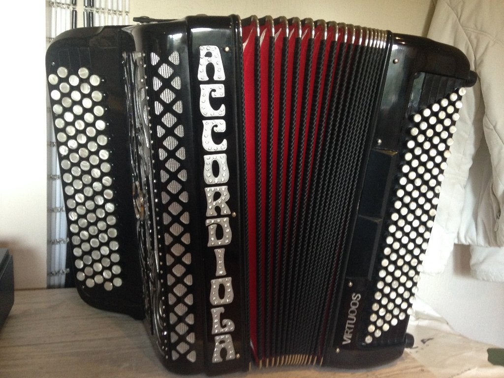 Accordeon, Muziek en Instrumenten, Ophalen, Met koffer, Knopaccordeon, 120-bas