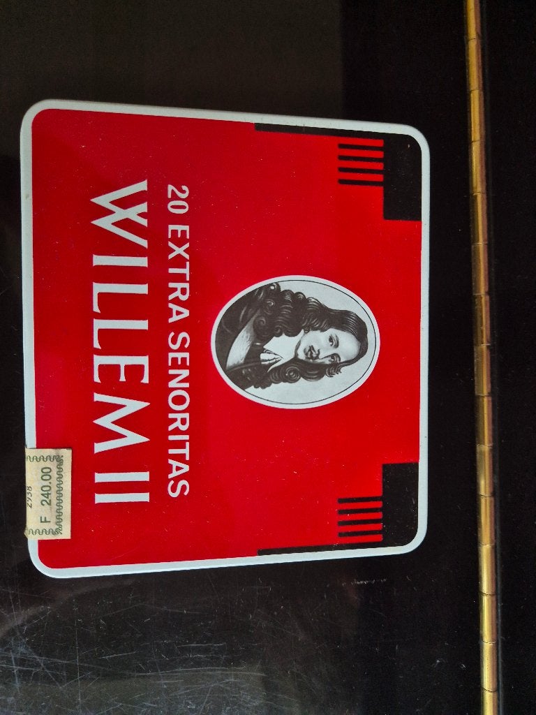 20 extra senoritas willem II, Verzamelen, Ophalen of Verzenden, Nieuw, Tabaksdoos of Verpakking