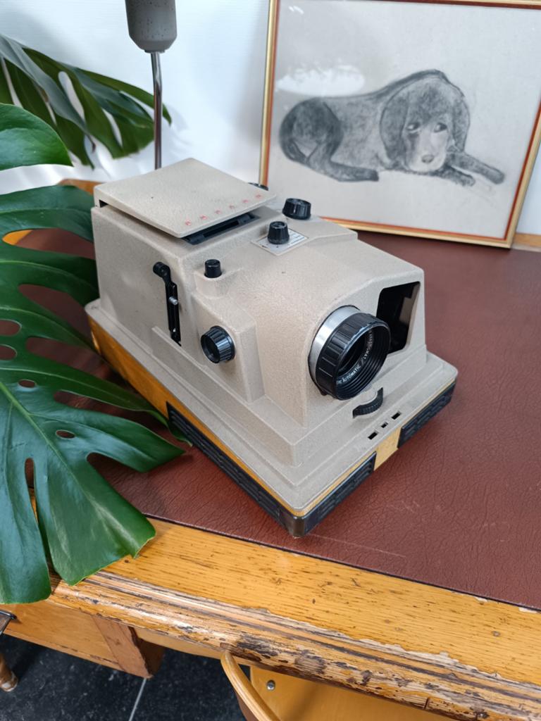 Projecteur de diapositives Revere vintage, Enlèvement ou Envoi, Projecteur