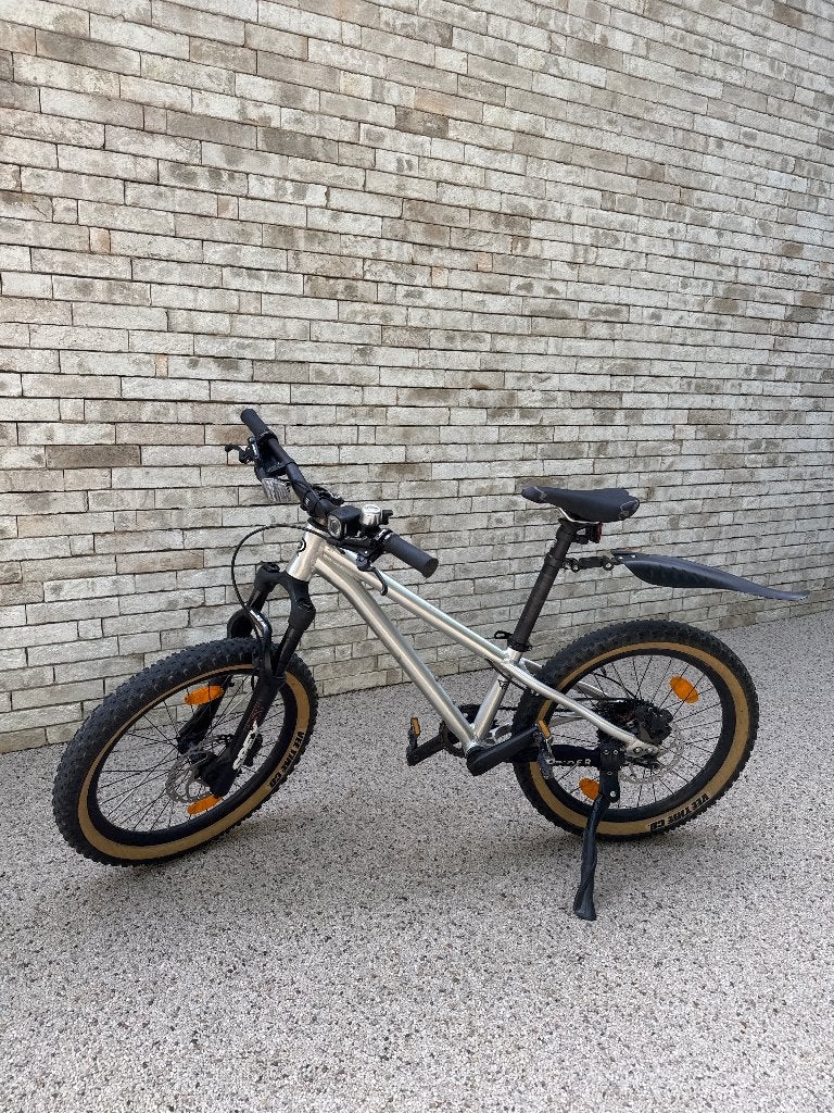 Early Rider 20 inch model Hellion, Frein à main, Utilisé, Frein à disque, Early Rider