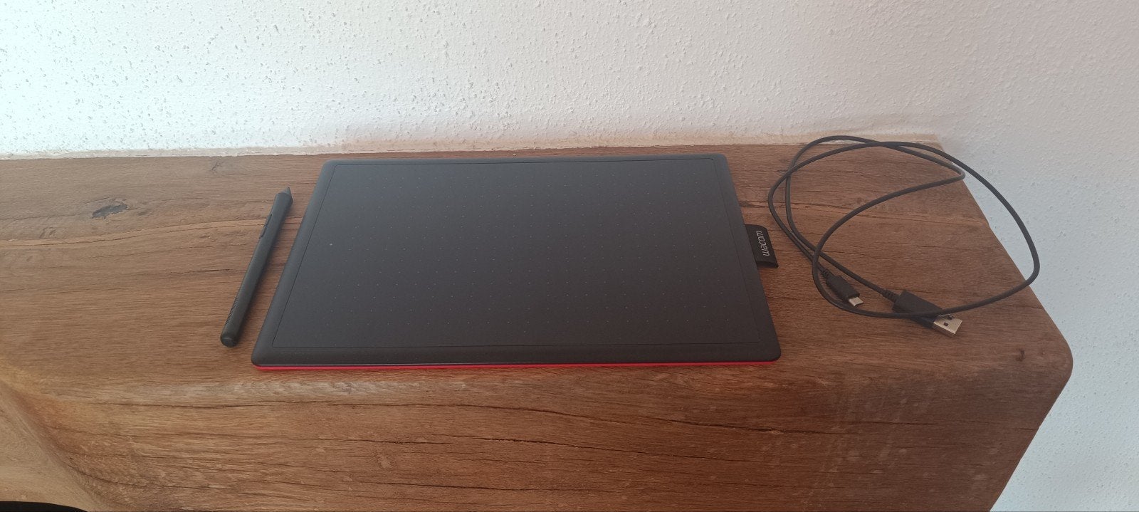 Wacom One Pen Tablet CTL-672 – Perfect. Used only once!, Ophalen, Zo goed als nieuw, Bedraad, Wacom