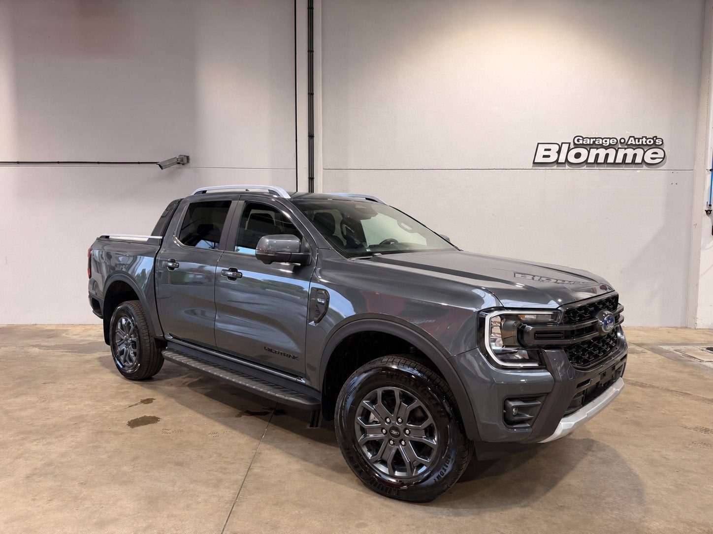 Ford Ranger 2.0 Super Cab EcoBlue Wildtrak 5Y GARANTIE ! NIE, Auto's, Automaat, Zwart, 2124 kg, Leder