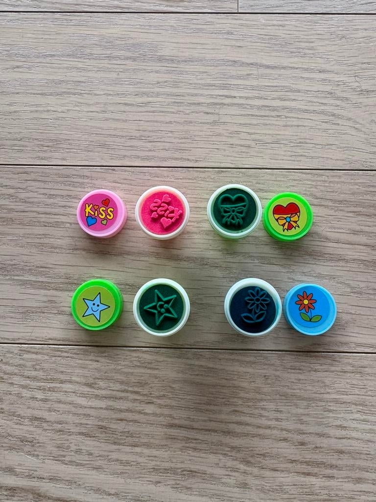 Série de 4 timbres, Enlèvement ou Envoi, Comme neuf