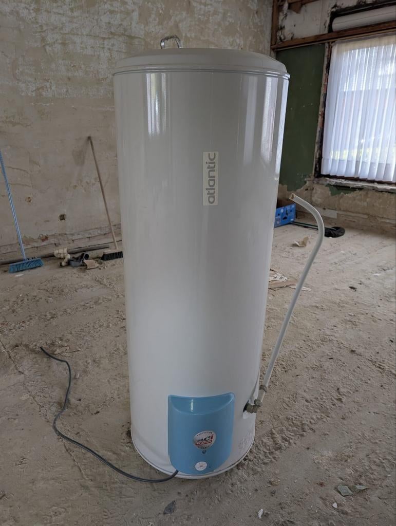 Warmwater boiler 200 liter, Doe-het-zelf en Bouw, Ophalen