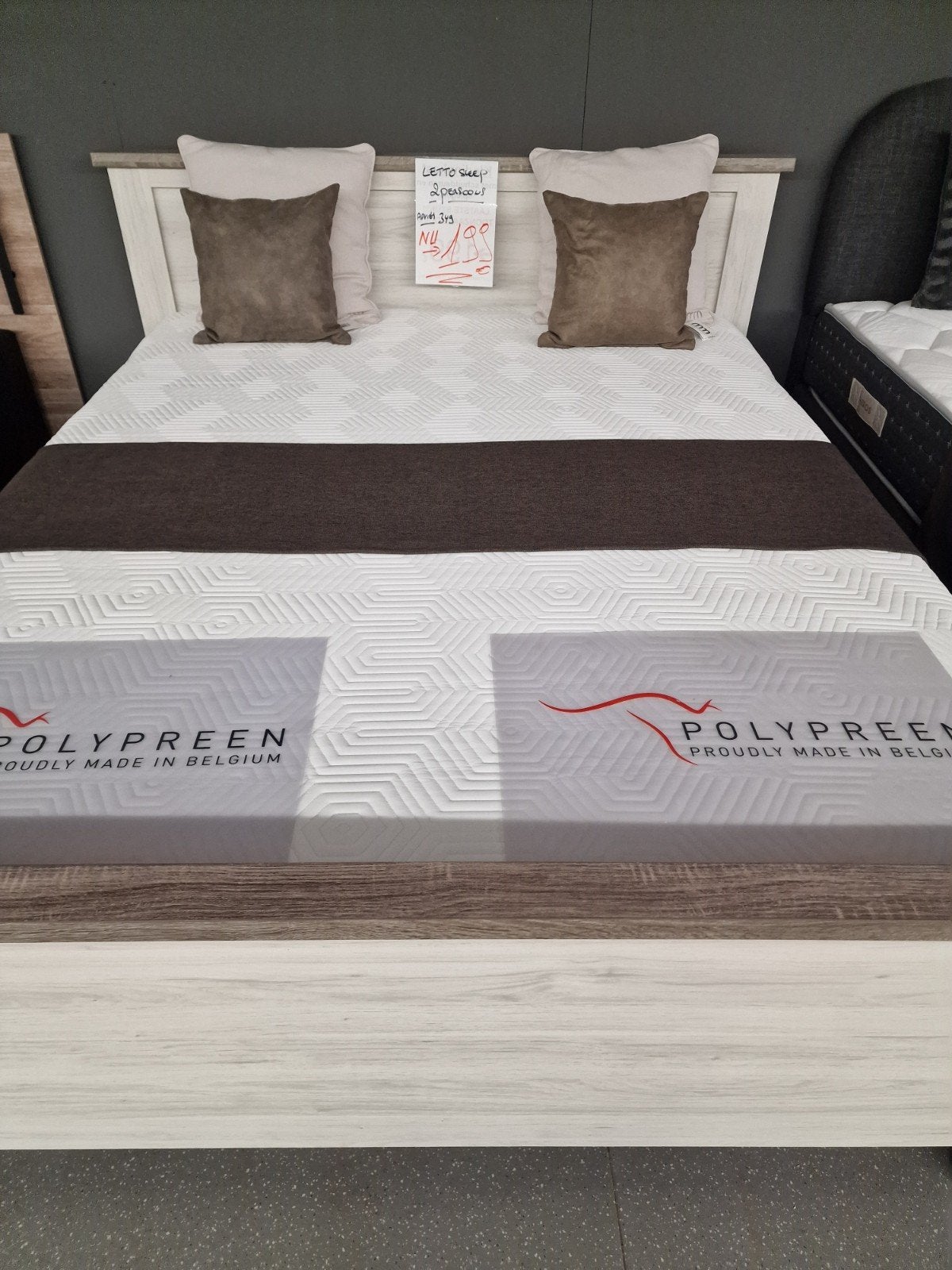 bedden 199 €, Ophalen