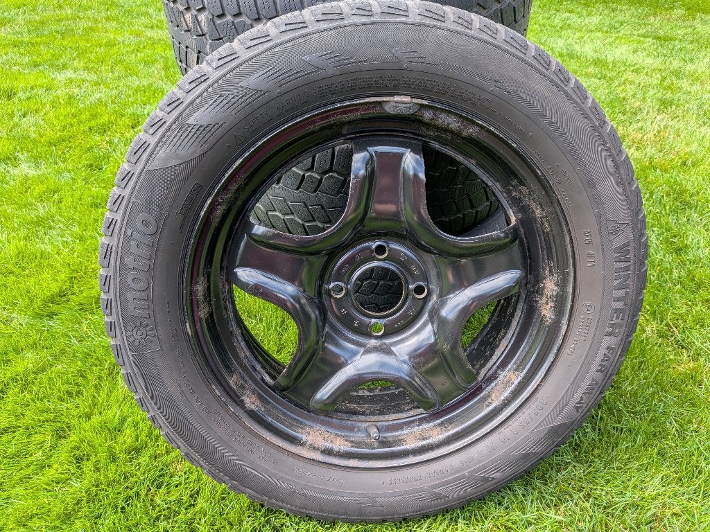 4 stalen velgen met winterbanden (Motrio 205/55 R16), Pneus hiver, 16 pouces, Véhicule de tourisme, 205 mm