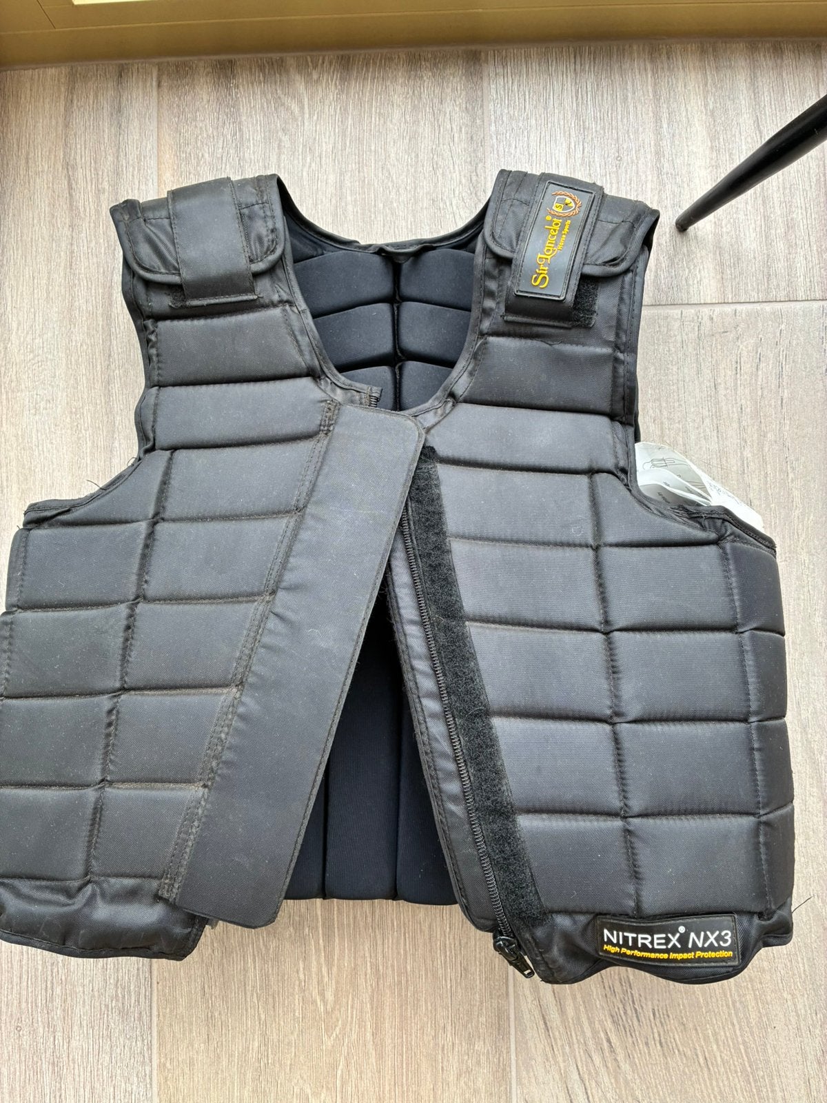 Paardrijden bodyprotector Sir Lancelot Nitrex3, Vêtements | Femmes, Vêtements de sport, Enlèvement, Porté, Noir, Autres types