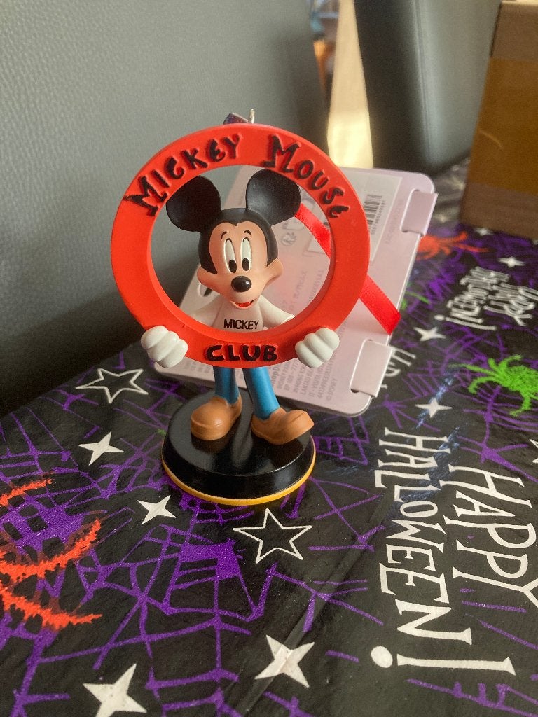 Nieuw Disney ornament - Mickey Mouse Club, Verzamelen, Ophalen of Verzenden, Mickey Mouse, Nieuw, Beeldje of Figuurtje