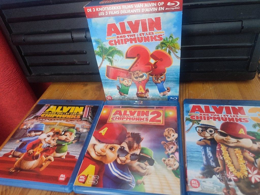 ALVIN ET LES CHIPMUNKS - Coffret Blu Ray (3 Films), Enlèvement ou Envoi, Tous les âges, Coffret, Comme neuf