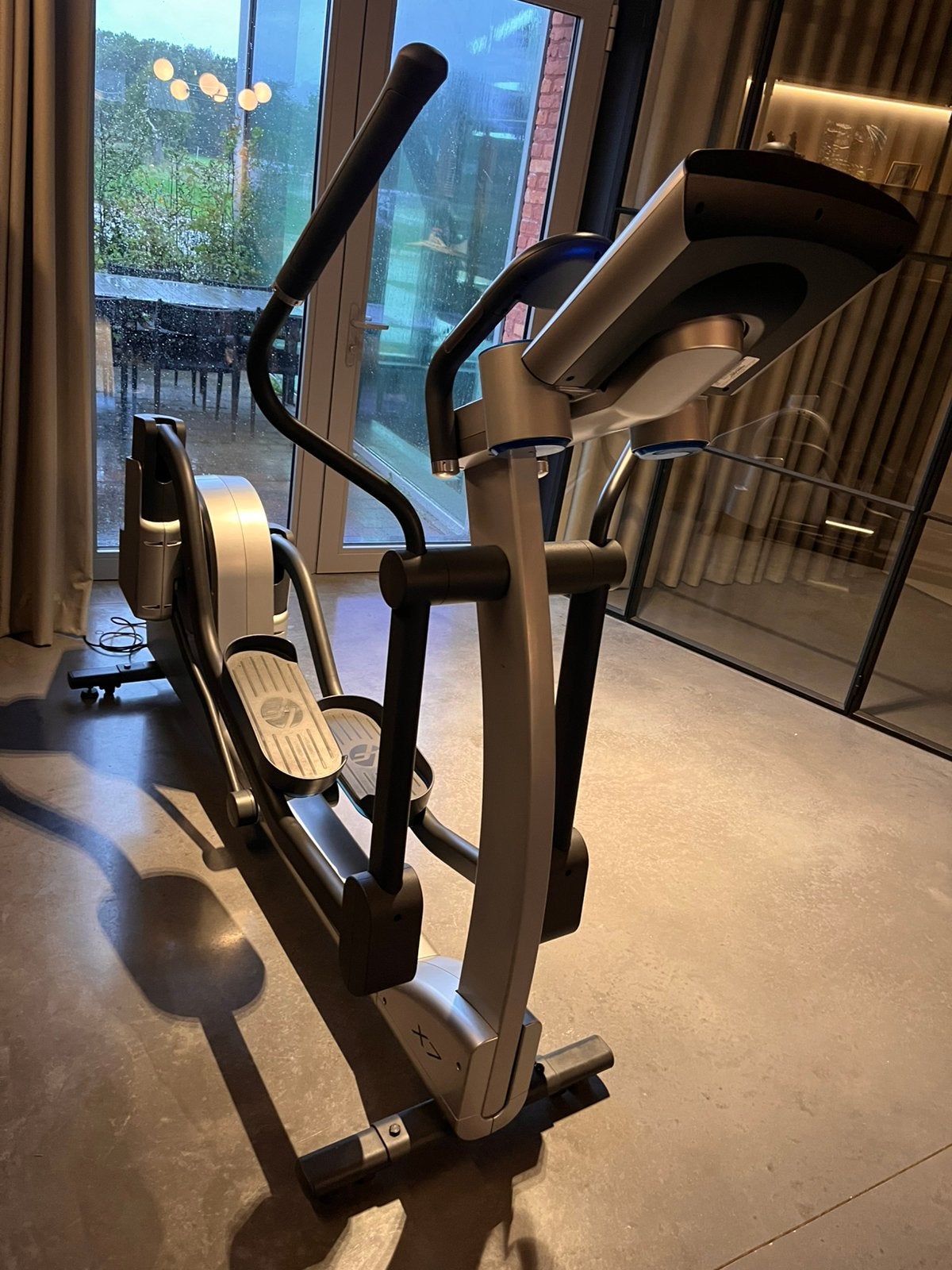 Crosstrainer Life Fitness x7, Ophalen, Zo goed als nieuw