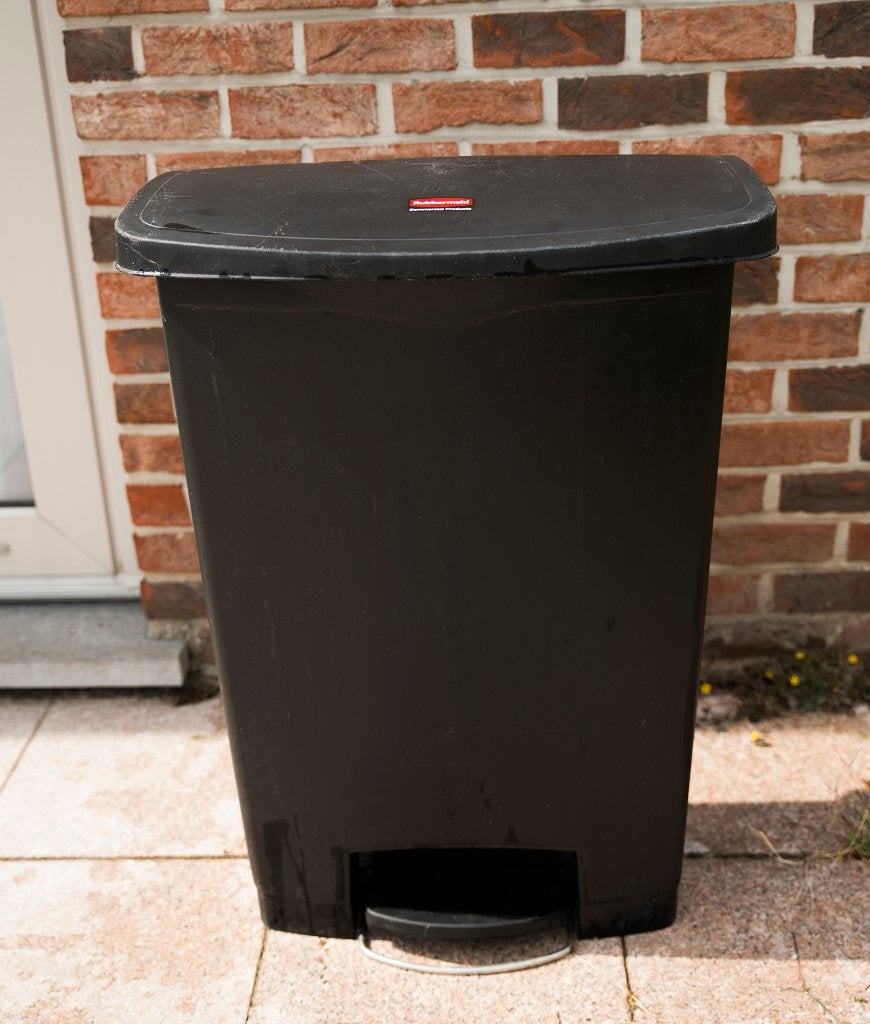 poubelle à pédale 90 litres Rubbermaid Commercial Products, Maison & Meubles, Accessoires pour la Maison | Poubelles, À pédale