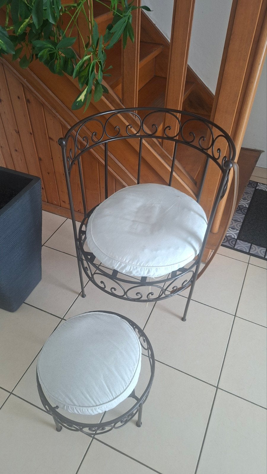 Fauteuil in oosterse stijl, Ophalen