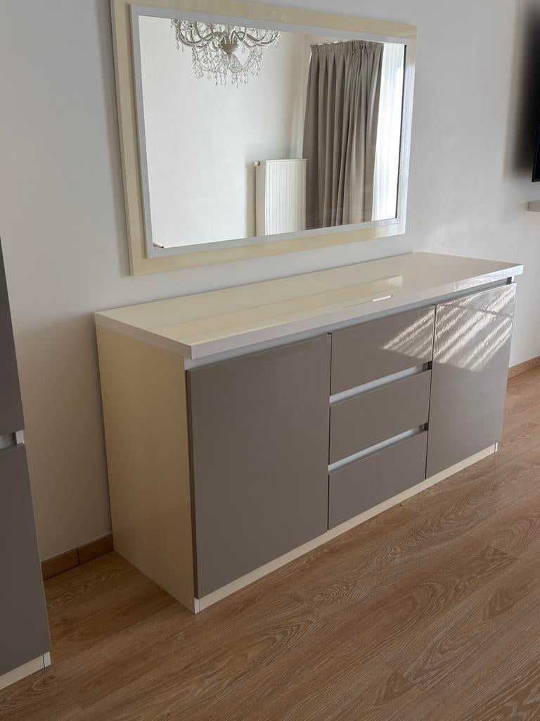 Buffet + vitrine avec miroir – 150 €, Enlèvement ou Envoi, Comme neuf, Verre
