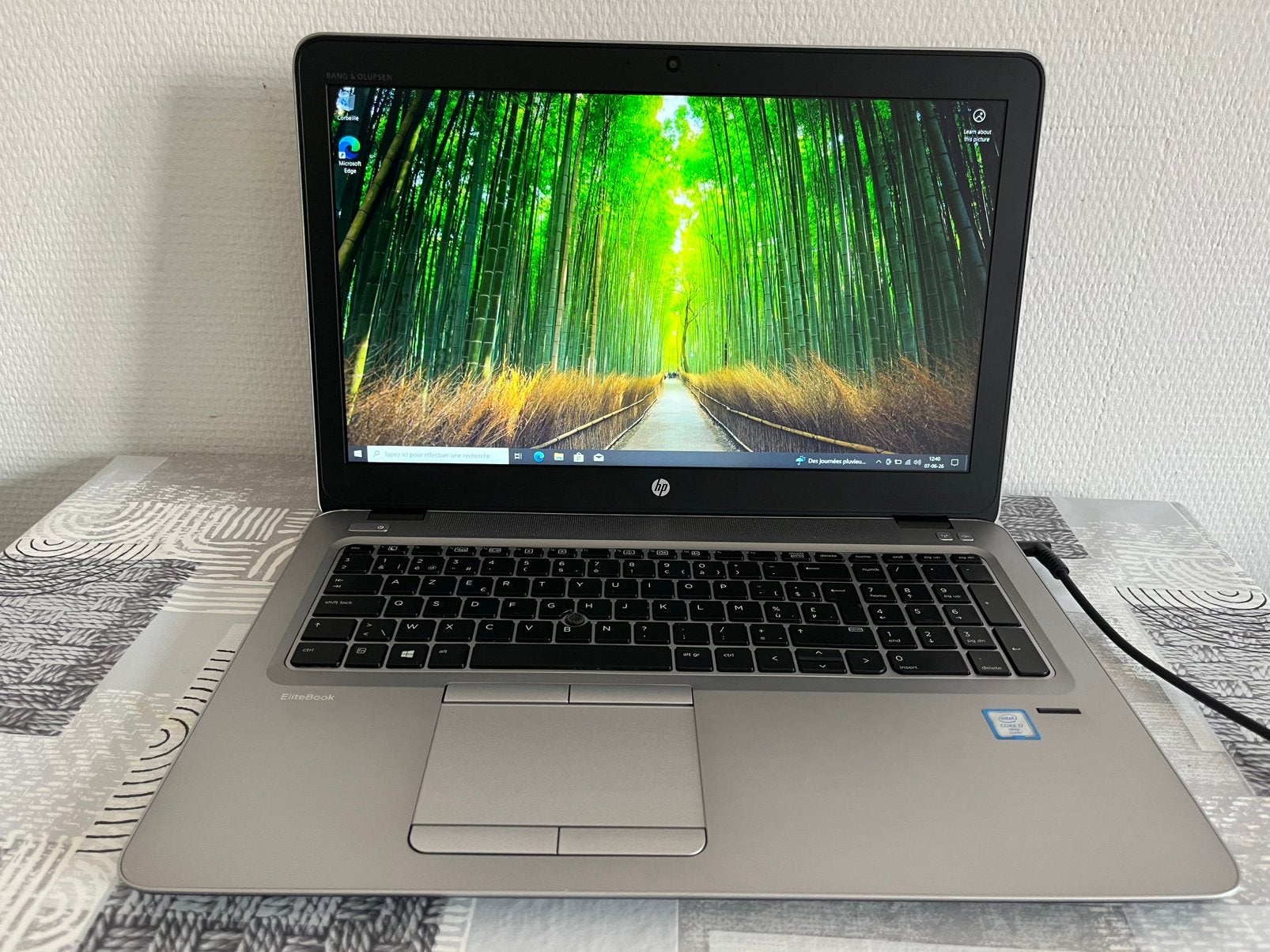 HP Elitebook 850, i7,8gb ram, 512gb ssd, Windows 10 pro, Enlèvement ou Envoi, Azerty, SSD