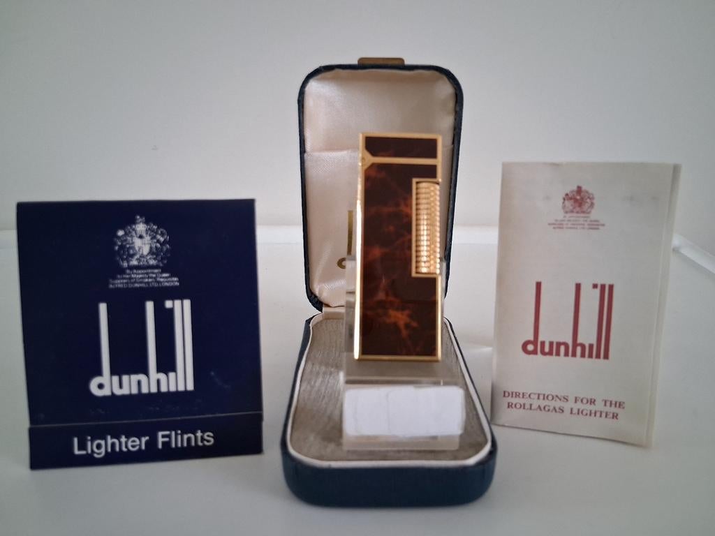 Dupont : briquet Dunhill avec laque chinoise ZGAN., Collections, Articles de fumeurs, Briquets & Boîtes d'allumettes, Enlèvement ou Envoi