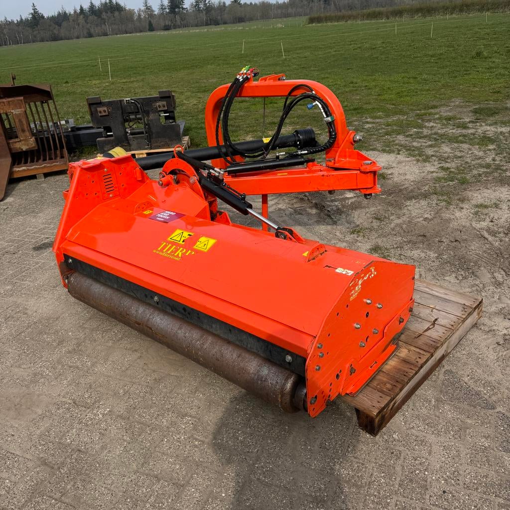 2021 Tierre TCL DS 180 Verstek klepelmaaier, Ophalen