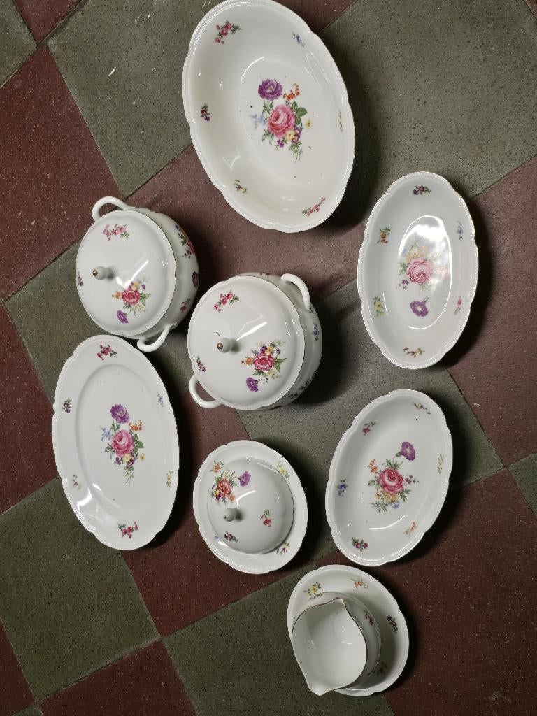 Porselein Bavaria Heinrich servies H&C Selb met bloemmotief, Ophalen