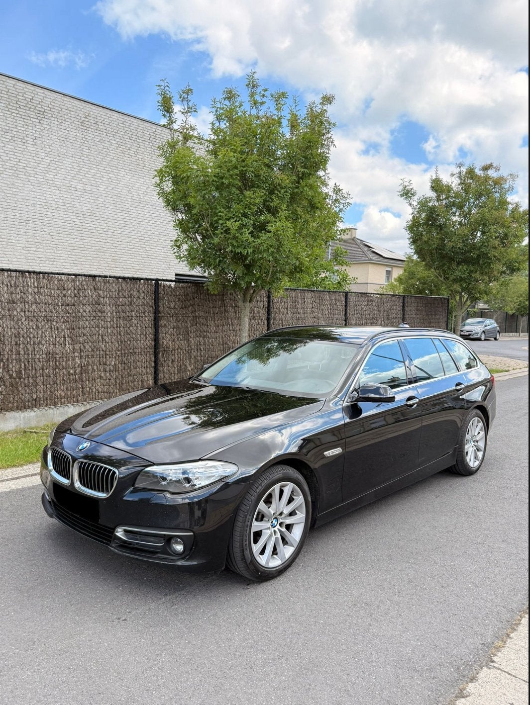 Bmw 520d F11 Touring X-drive Automatisch 2016, Auto's, BMW, Automaat, Navigatiesysteem, Leder, 5 deurs