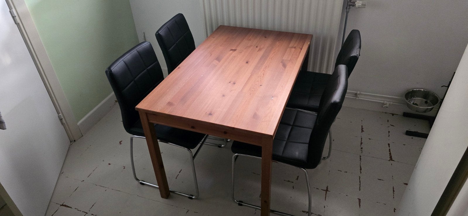 Tafel en 6 stoelen 120x75, Ophalen