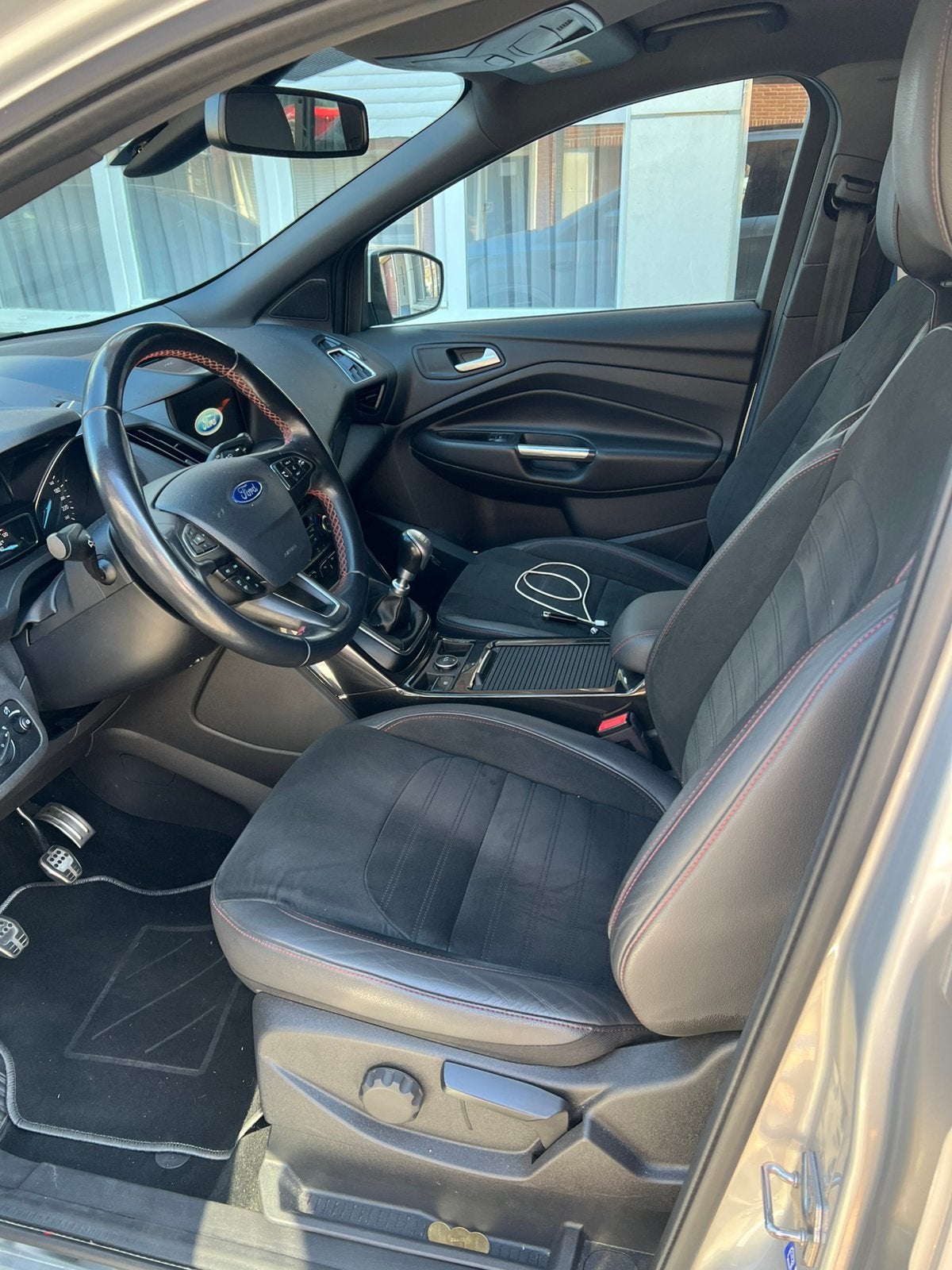 Ford Kuga, Autos, Argent ou Gris, Achat, Boîte manuelle, 5 portes