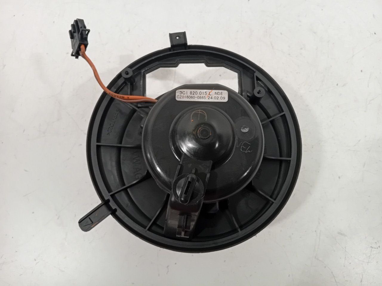 Kachel ventilator motor Skoda Superb, Onderdelen@venauto.nl, Van der Ven Autorecycling B.V., Gebruikt, Ettenseweg 76, 4706 PB Roosendaal, The Netherlands
