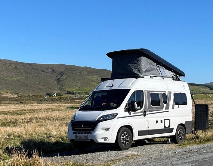 Fiat Ducato 540 Camper Van, Jusqu'à 4, Siège standard, 4 à 5 mètres, Fiat