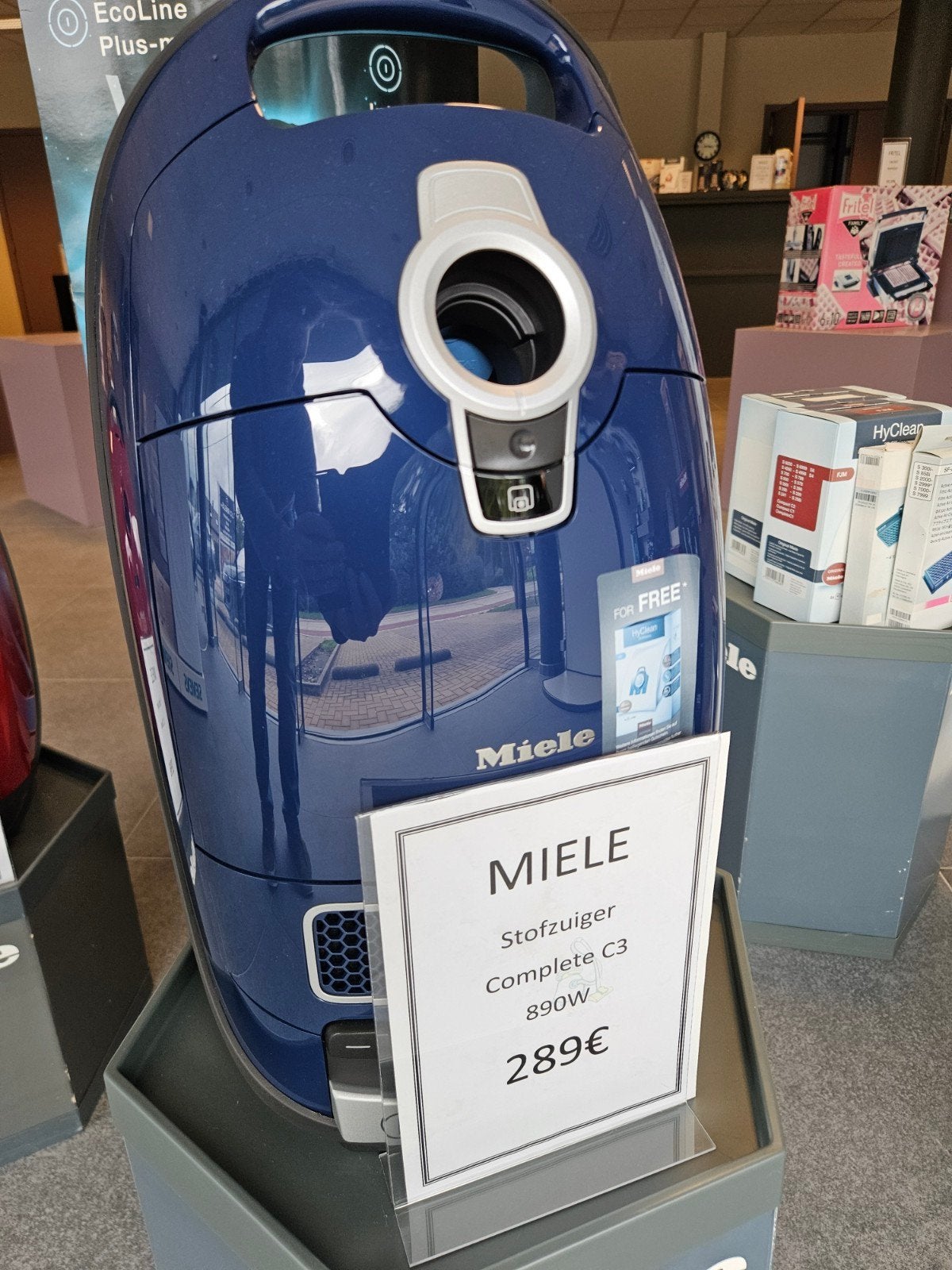 Miele stofzuiger C3 complete 890 W, Electroménager, Neuf, Enlèvement, Miele, Moins de 1 200 watts
