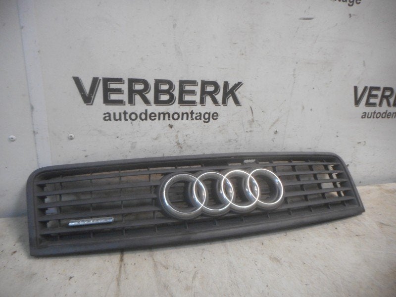 GRILLE Audi A6 Avant Quattro (C5) (4bo853651f), Info@audi.de, Audi, Audi AG, Gebruikt