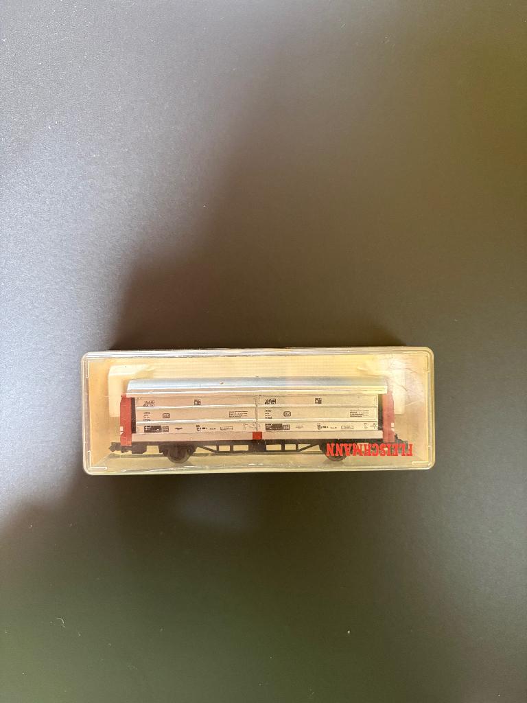 Fleischmann 8335, Hobby en Vrije tijd, Treinset, Ophalen of Verzenden, Zo goed als nieuw, Analoog