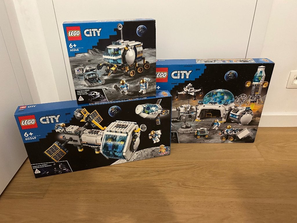 Lego Maan (3 dozen), Kinderen en Baby's, Speelgoed | Duplo en Lego, Ophalen, City, Lego, Nieuw