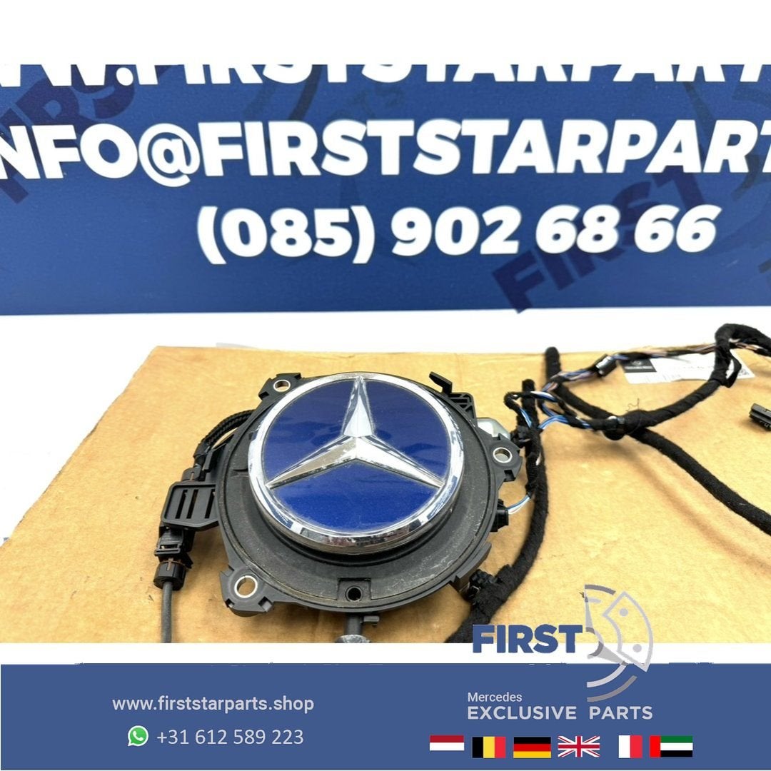 W238 ACHTERKLEP LOGO ACHTERUITRIJCAMERA MOTOR + HOUDER Merce, Auto-onderdelen, Gebruikt, -, Ophalen of Verzenden, -
