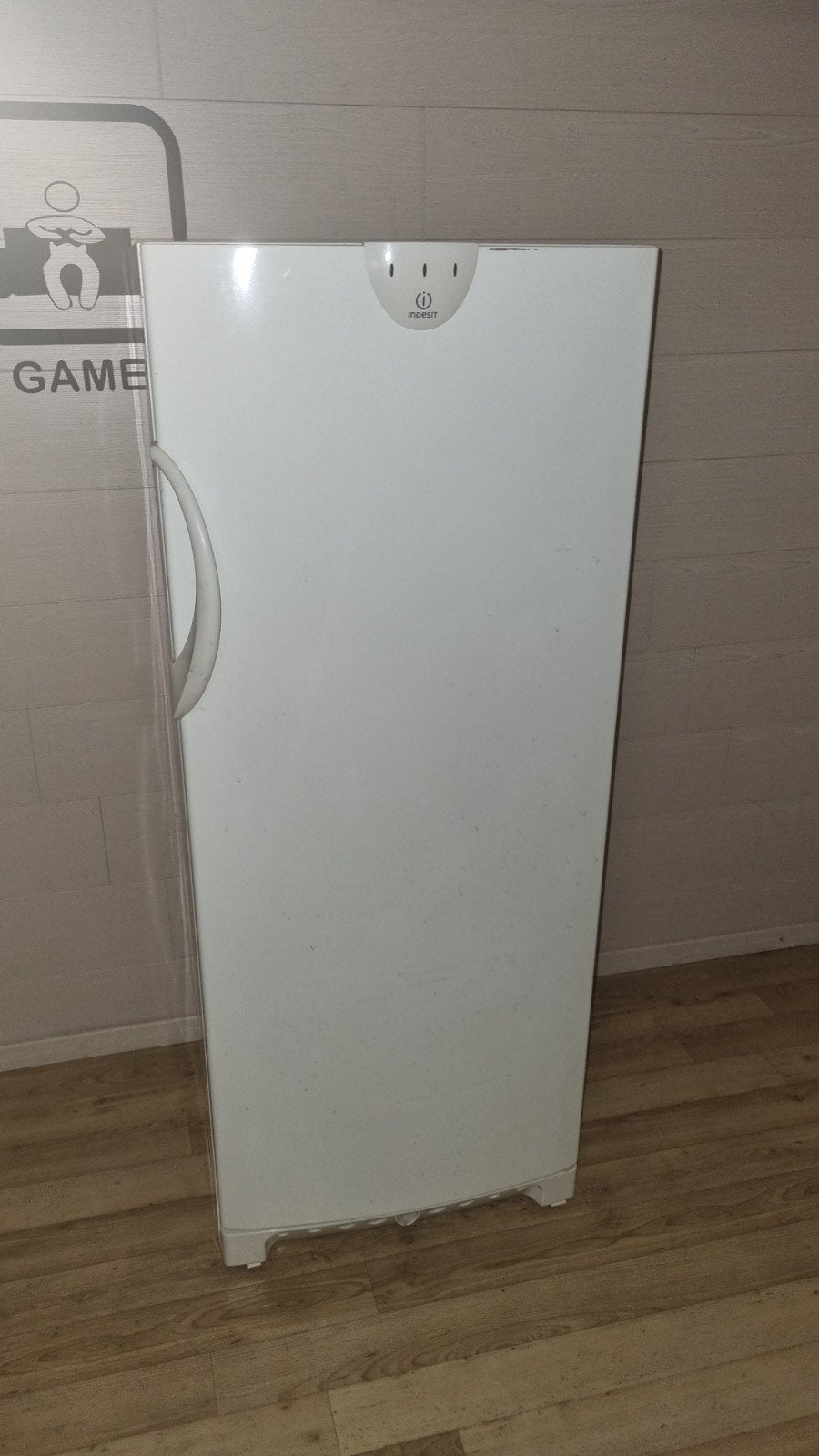 Diepvries Indesit, Elektronische apparatuur, Ophalen