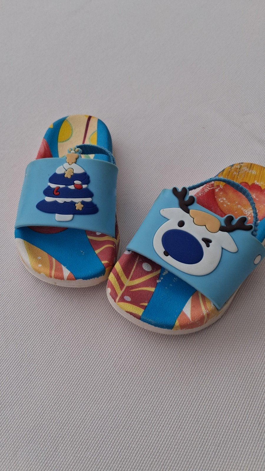 Watersandaaltjes maat 22, Verzamelen, Speldjes, Pins en Buttons, Ophalen