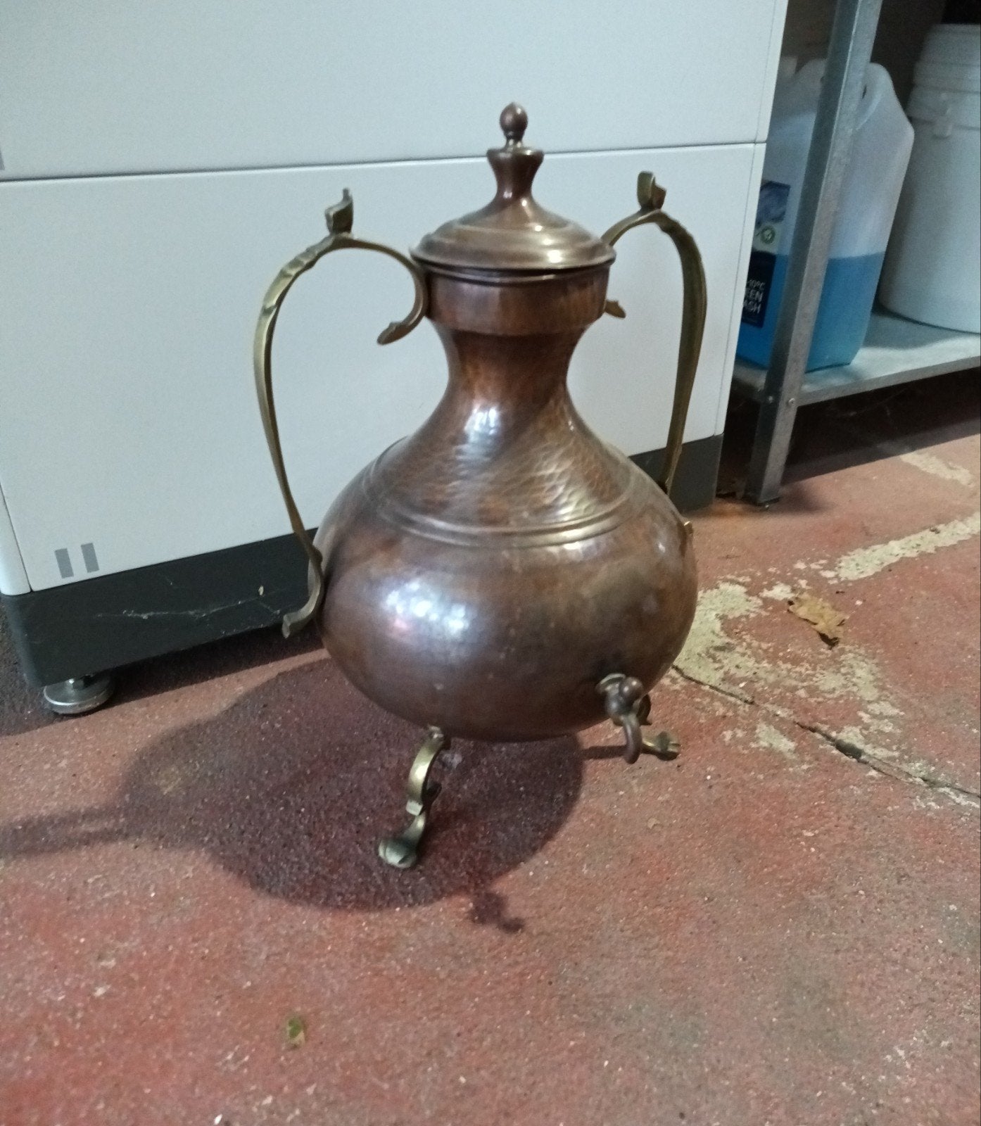 koperen pot ketel met kraantje, Enlèvement, Cuivre