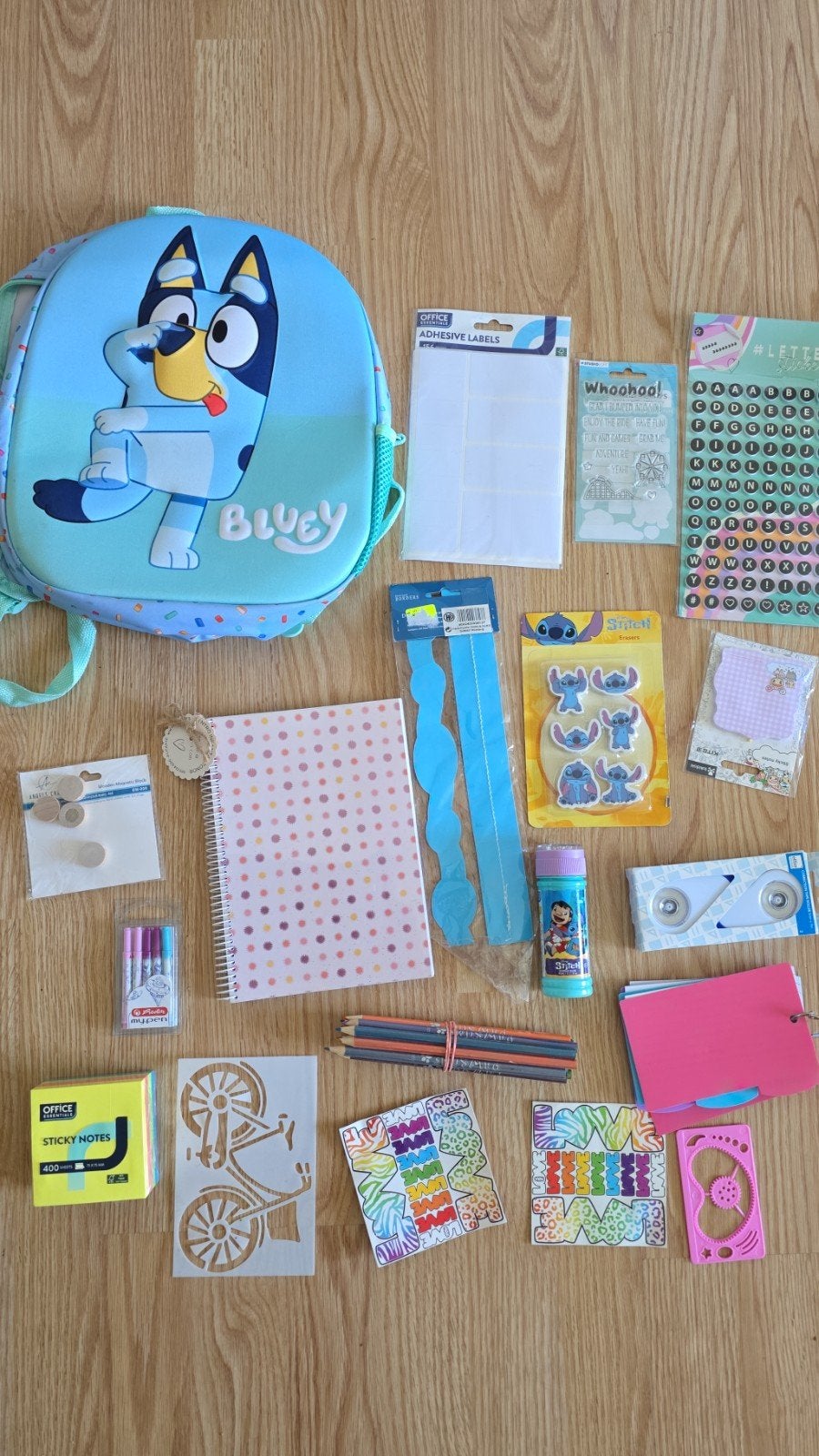 Gros lot fournitures scolaires / scrapbooking / papeterie -, Enlèvement ou Envoi, Disney