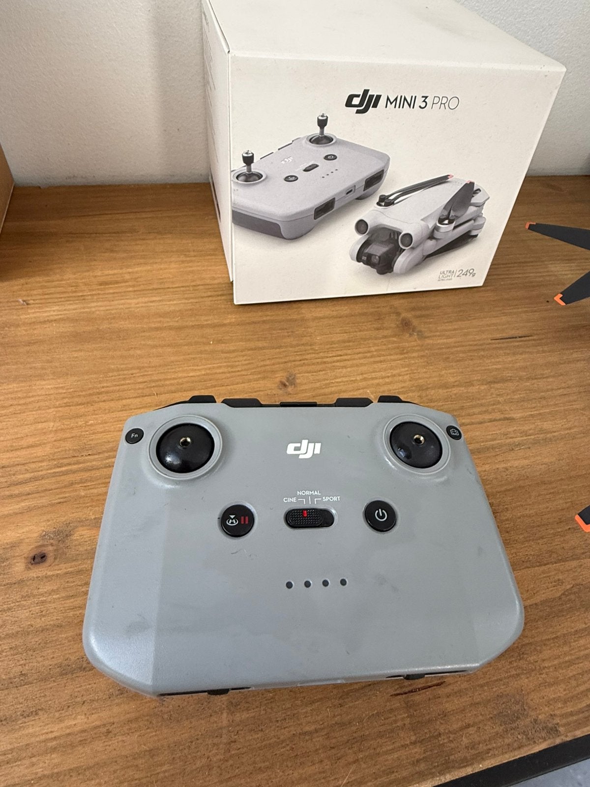 Dji mini 3 pro / deux batteries + kit d’hélices, Audio, Tv en Foto, Ophalen, Zo goed als nieuw, DJI