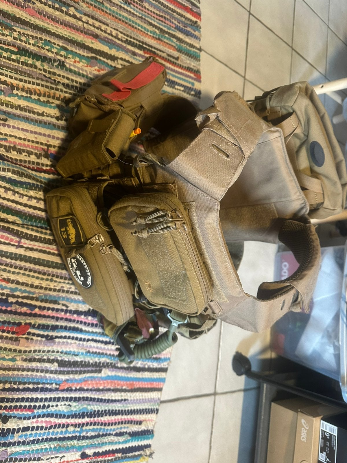 Boby armor, Verzamelen, Ophalen