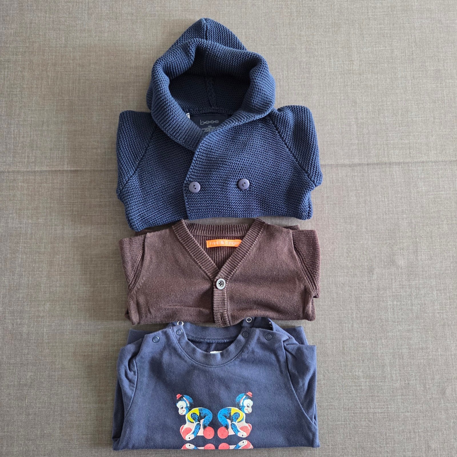 3 truien/gilets, maat 68, zo goed als nieuw, Kinderen en Baby's, Ophalen