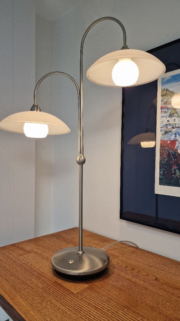Sierlijke LED tafellamp, Ophalen, 50 tot 75 cm, Klassiek, hedendaags, Zo goed als nieuw