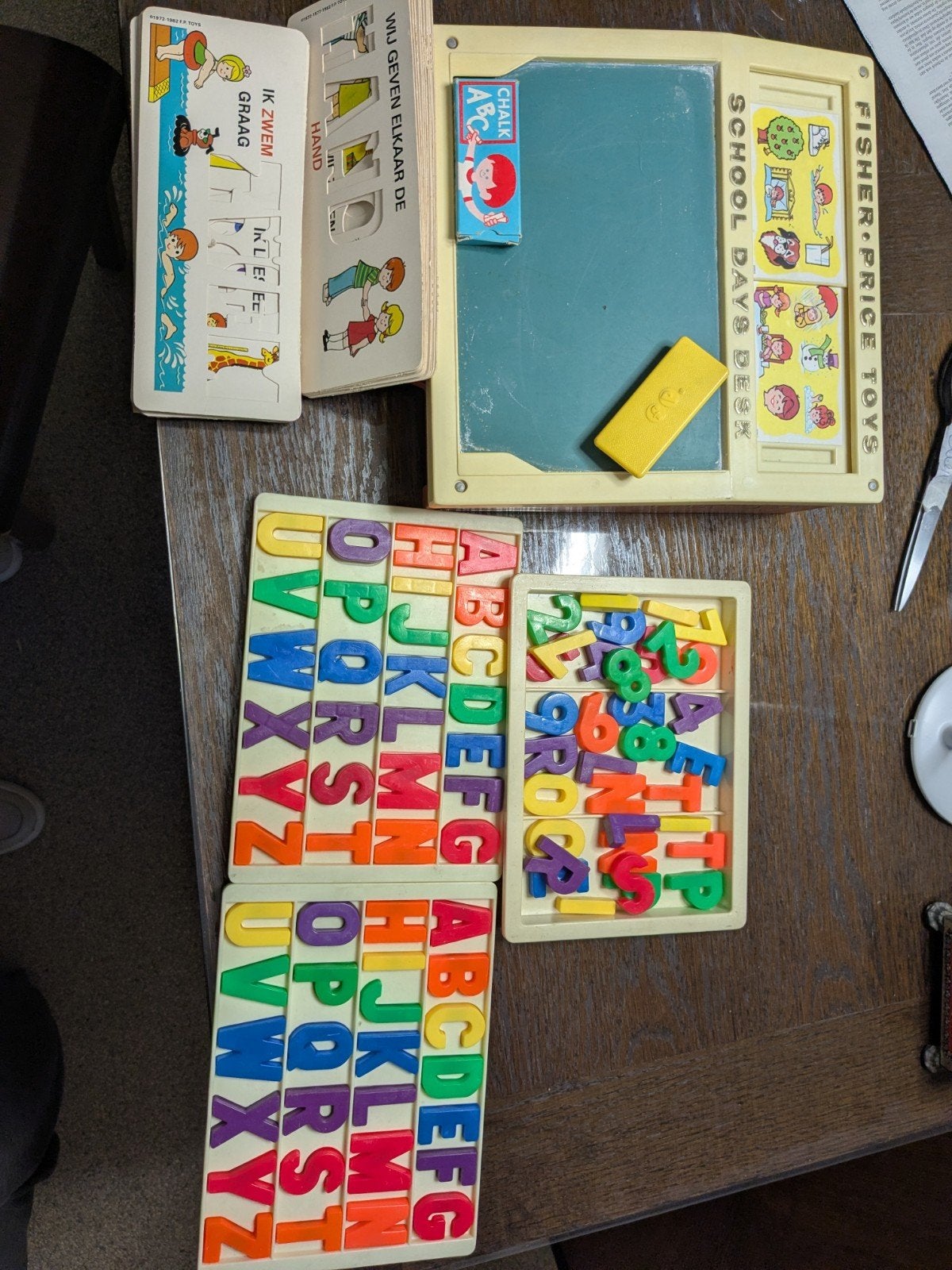 Nostalgisch Fisher-Price Schoolbankje #176 (1972) – Met extr, Kinderen en Baby's, Ophalen of Verzenden, Gebruikt, Speelset