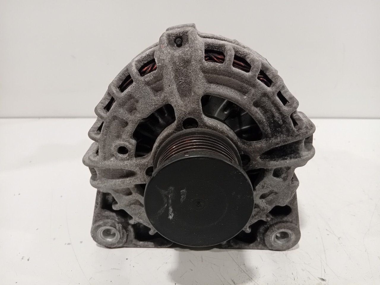 Dynamo Nissan X-Trail, Onderdelen@venauto.nl, Van der Ven Autorecycling B.V., Gebruikt, Ettenseweg 76, 4706 PB Roosendaal, The Netherlands